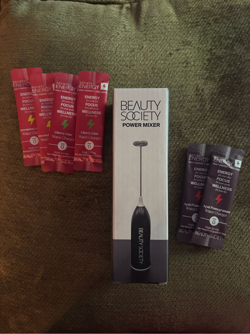 Beauty Society 6 Energy Packets & BRAND NEW Power Mixer